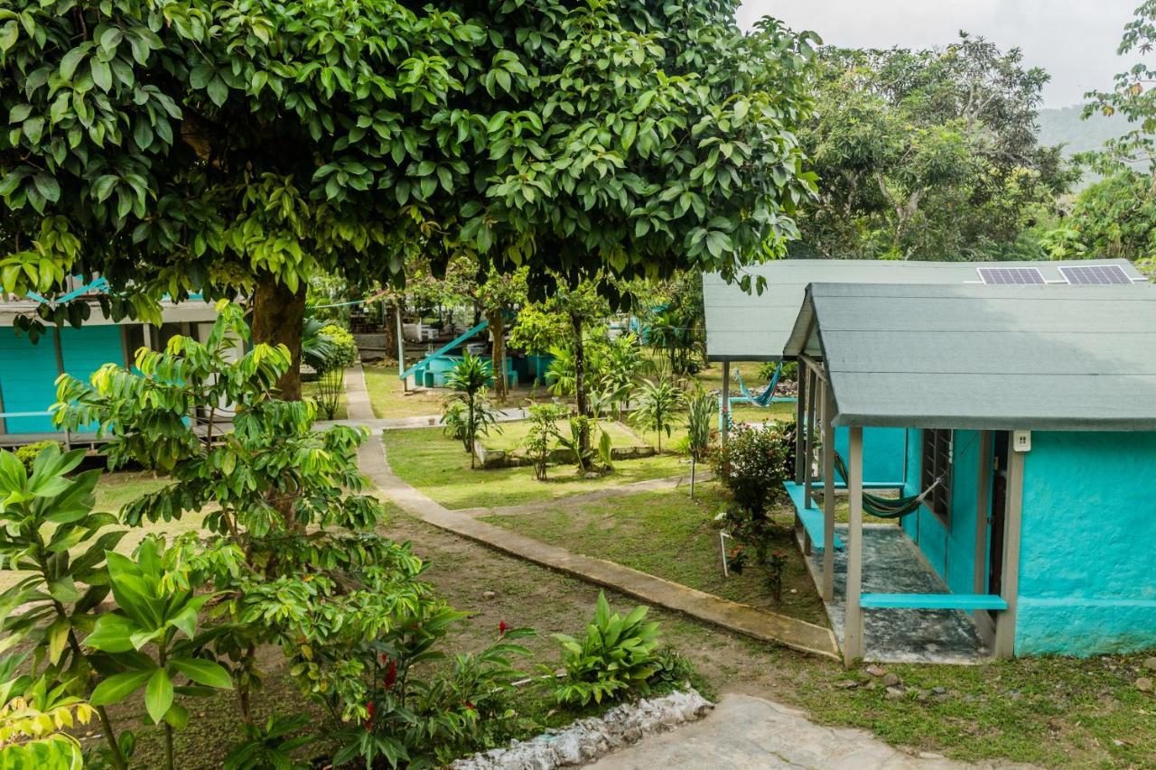 Cabanas Los Almendros Capurgana Exterior photo